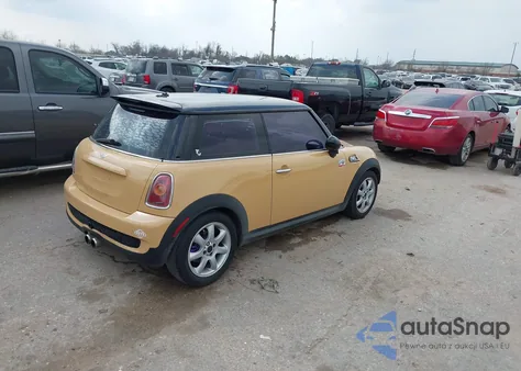 2009 Mini Cooper S from USA, damaged, VIN WMWMF73579TT95156